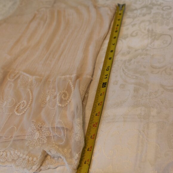 Adiva Lightweight Gauze Sheer Embroidered Sleeveless Blouse  XL Casual Summer - Picture 12 of 16